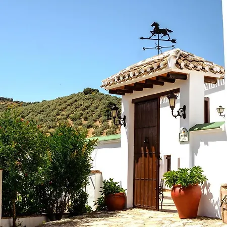 Casa rural Cortijo La Presa *