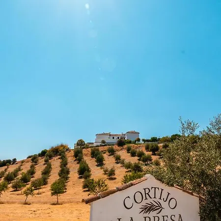 Cortijo La Presa * Priego de Córdoba